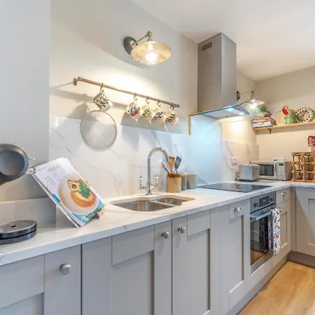 2 Bed In Aldbrough St. John Oc-l30130 Hébergement de vacances *